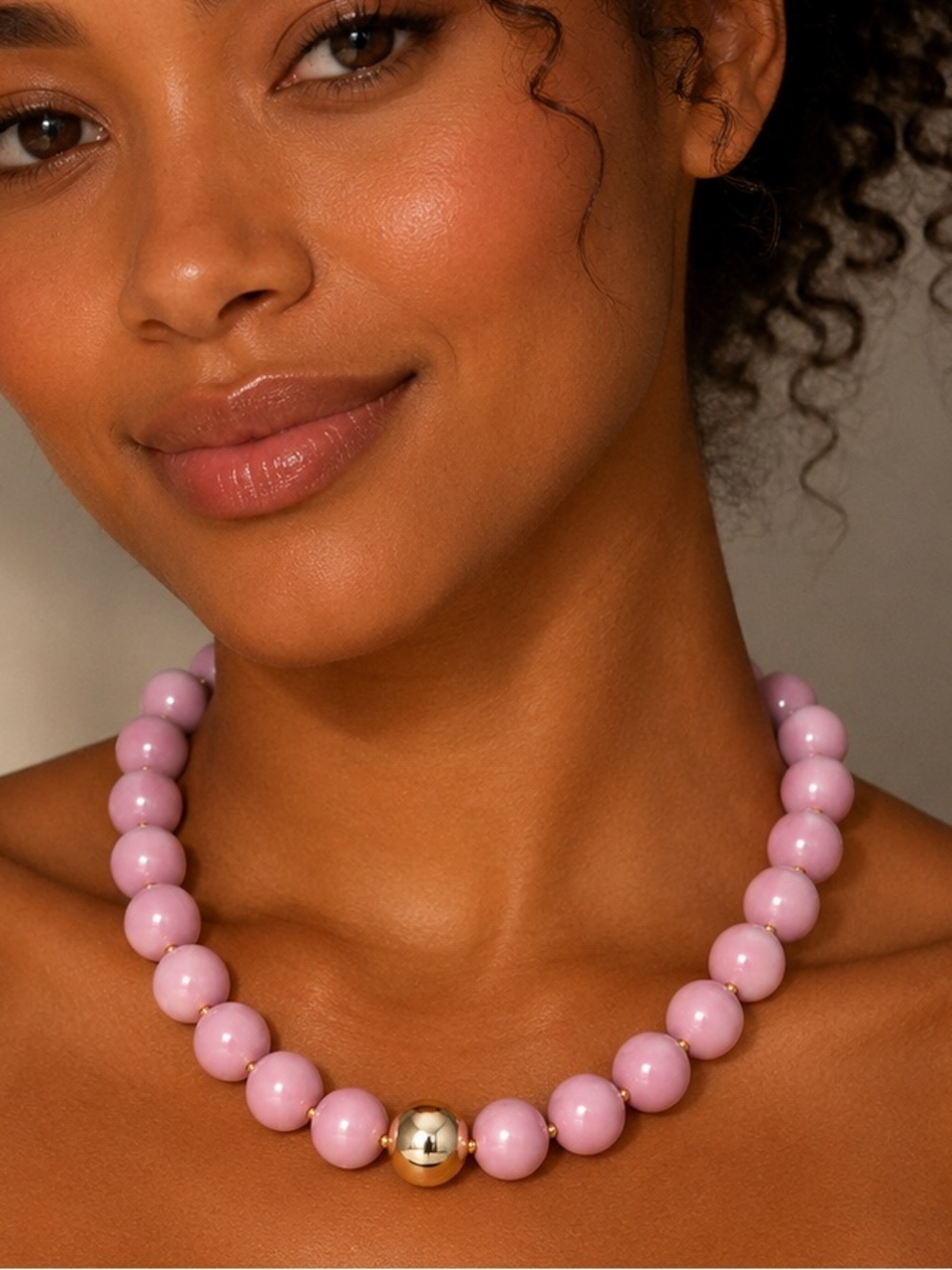 Elegant Pink Beaded Necklace with Gold Accent
